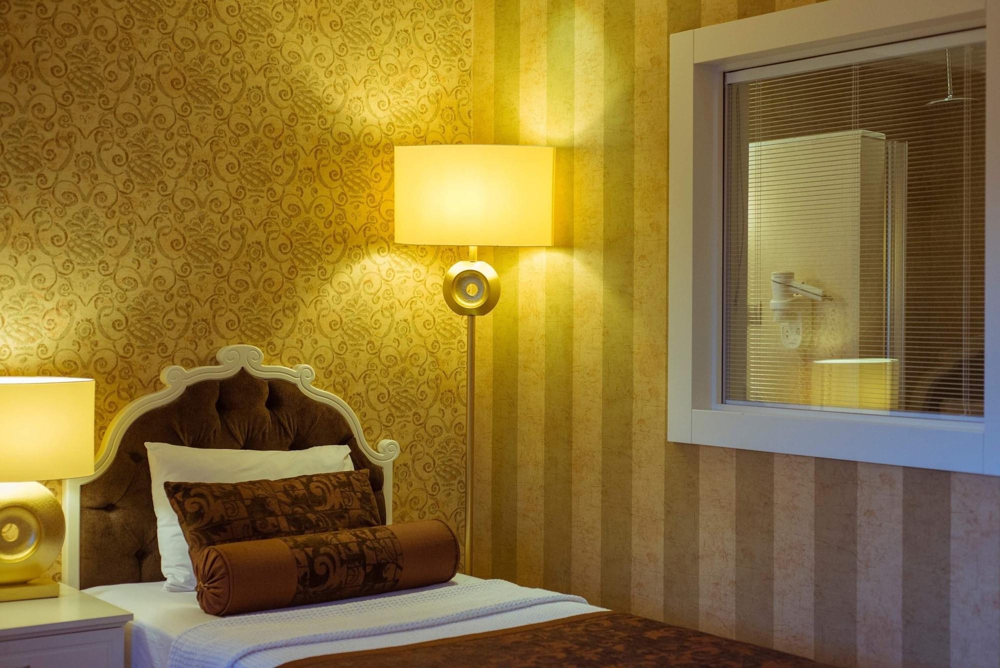 Han Deluxe Hotel Oludeniz Exterior photo