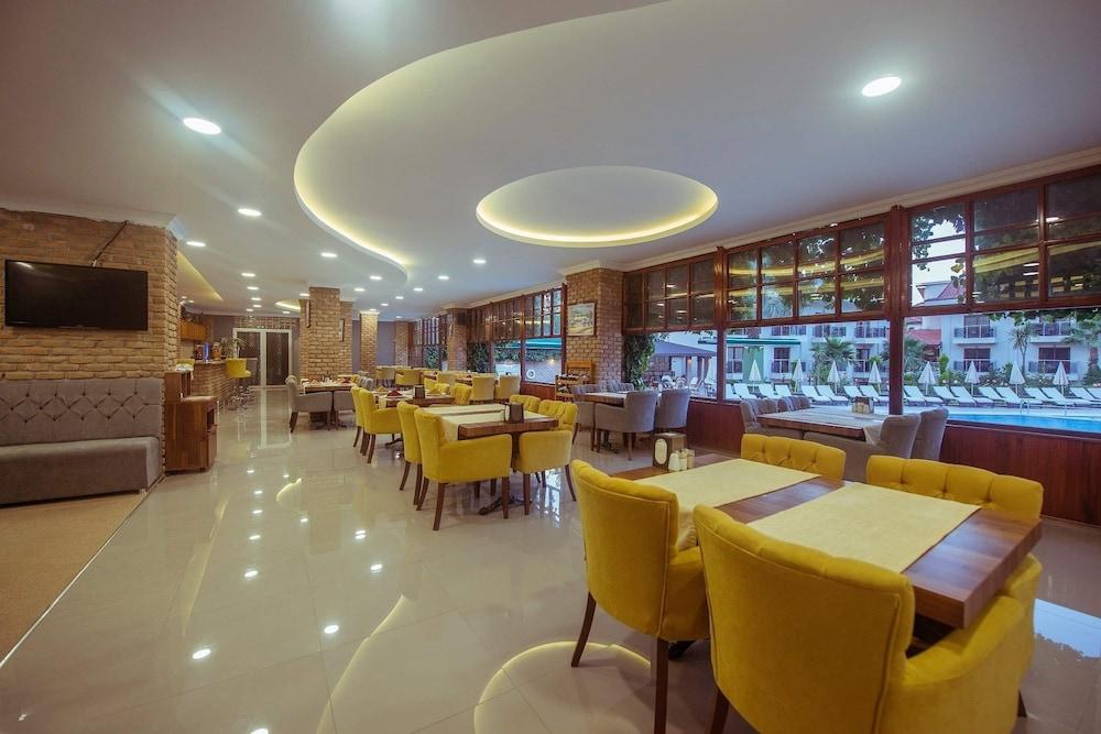Han Deluxe Hotel Oludeniz Exterior photo